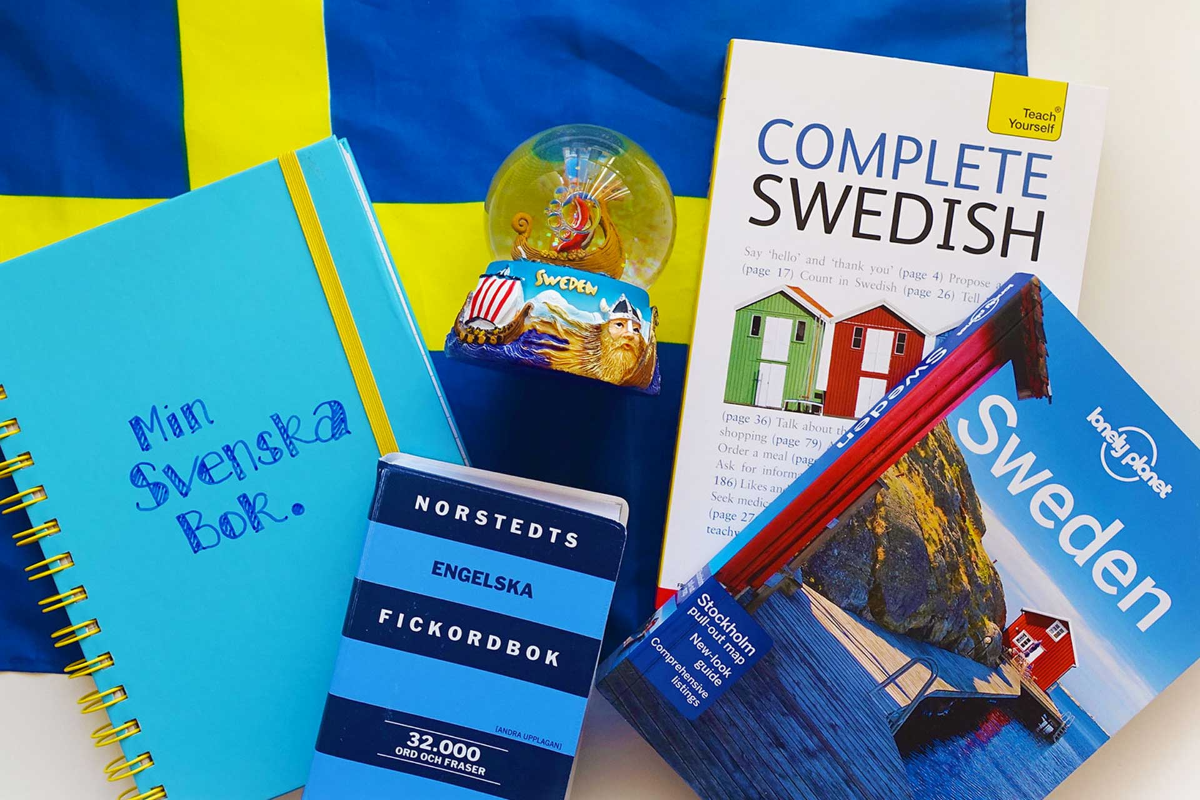 books to learn swedish language